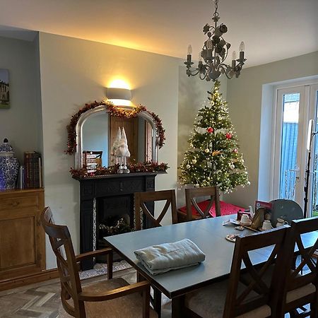 Artists' Cottages Harrogate Bagian luar foto