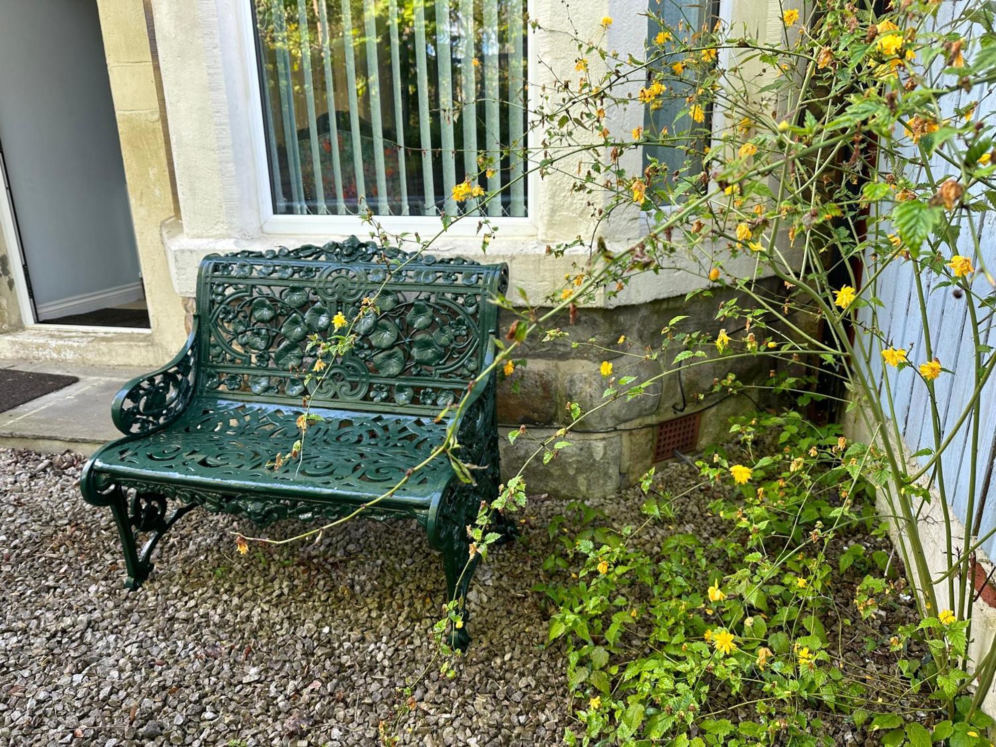 Artists' Cottages Harrogate Bagian luar foto
